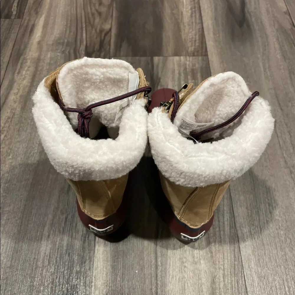 NWT Sperry Saltwater‎ Tall Leather Cozy Duck Boots